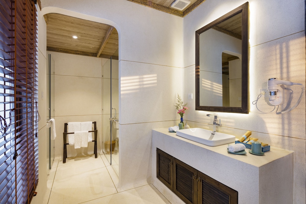 Stelia Beach Resort 50/50