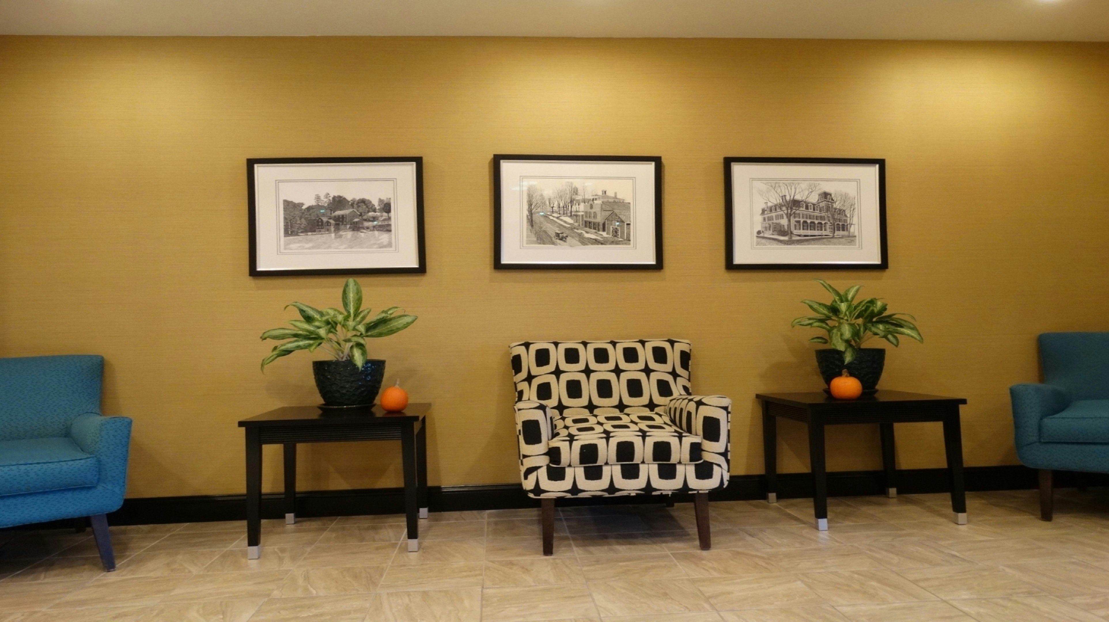Holiday Inn Express And Suites Montgomery 55/76