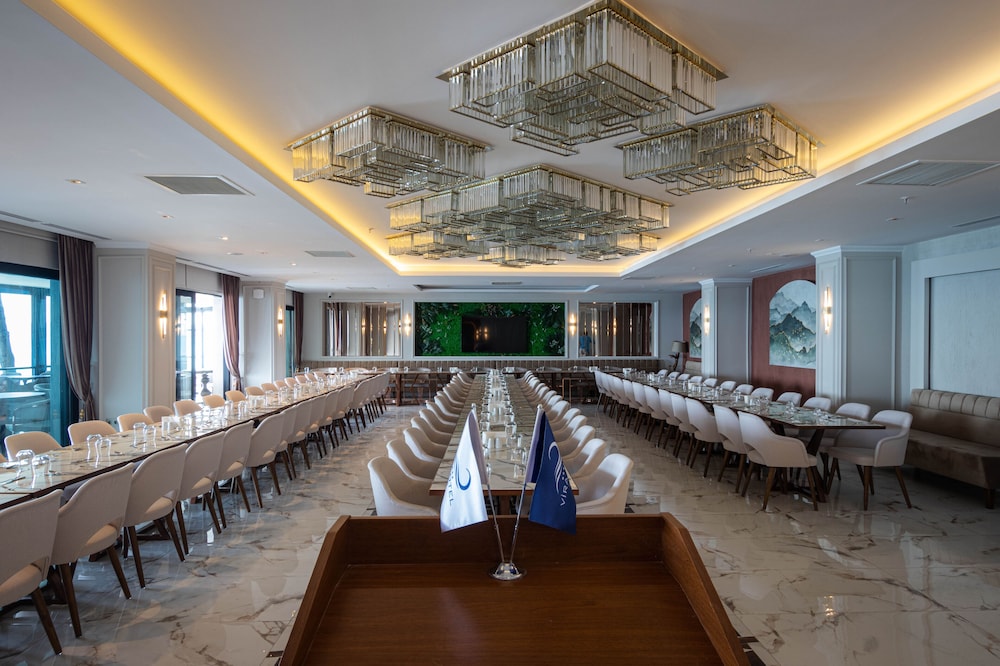 Vira Otel Suites 41/68