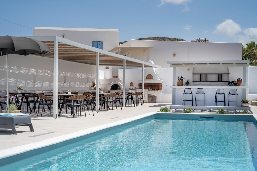 Quartano Suites by Heliessa 3/45