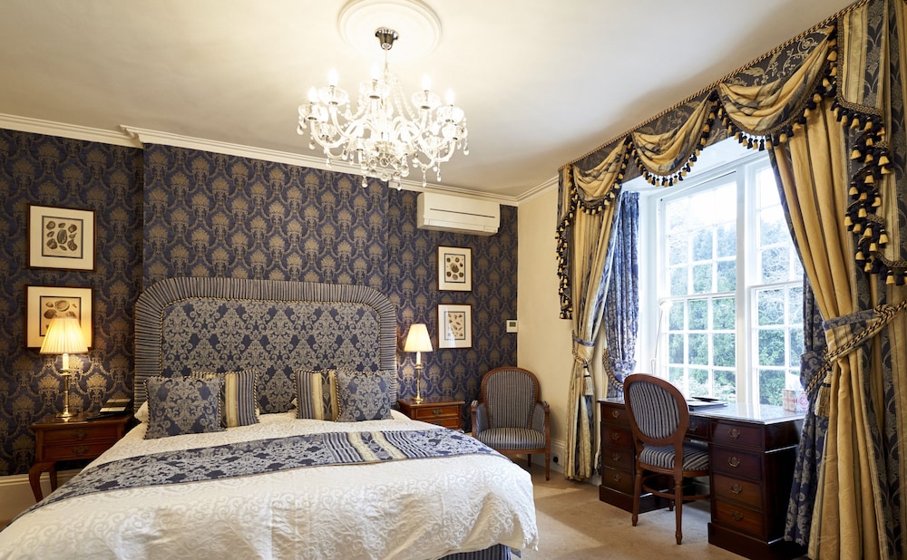 Hempstead House Hotel 26/74