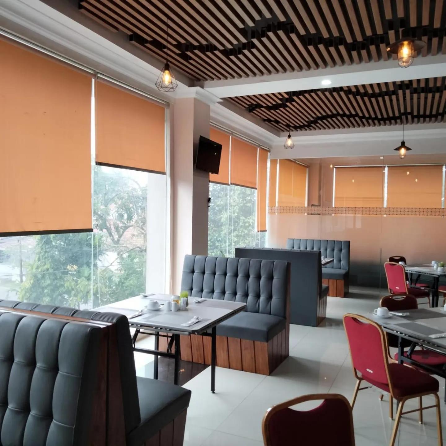 UNP Hotel and Convention Center 23/37