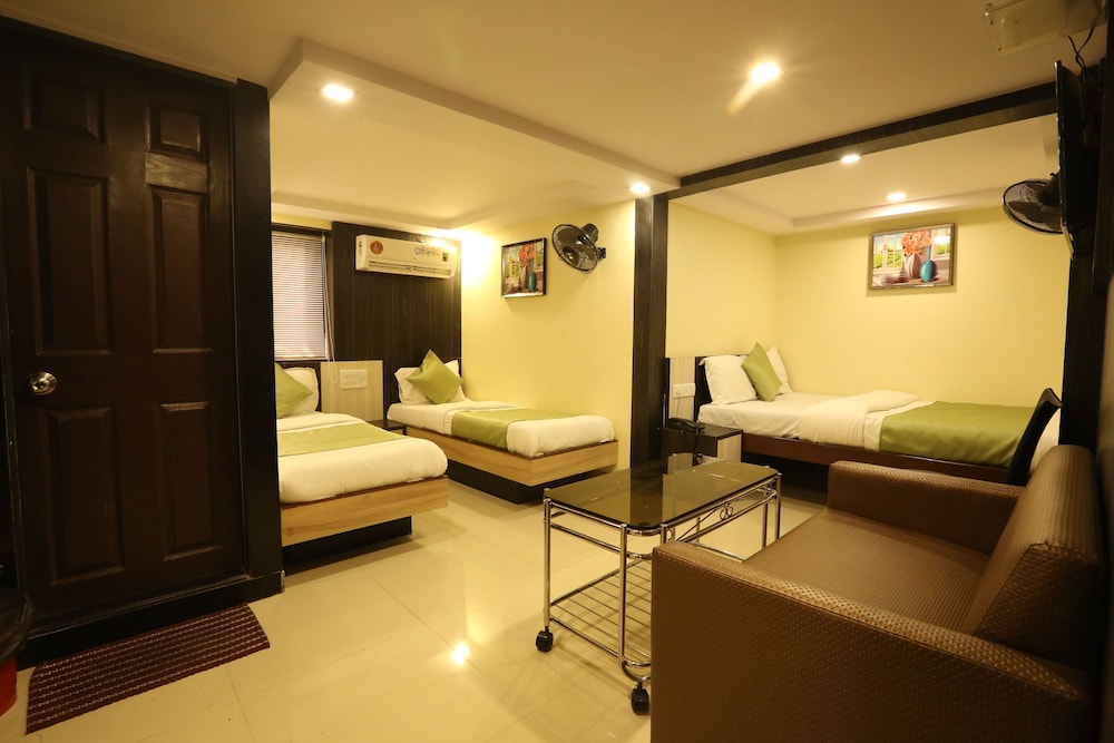 Hotel Happyland 19/29