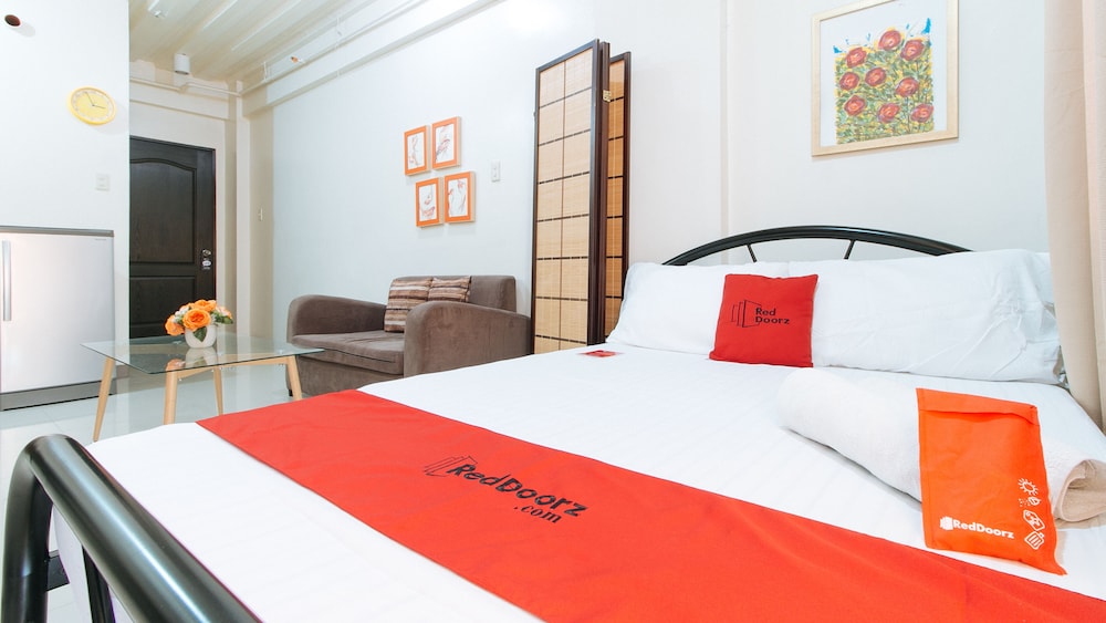 RedDoorz Kassel Residences Paranaque 7/19