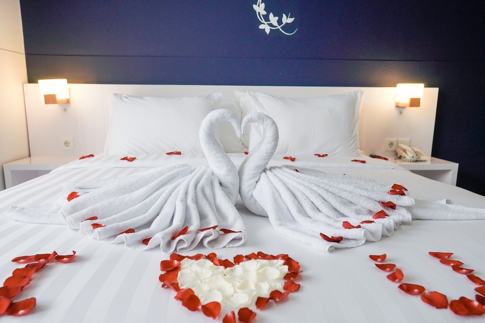 Cozy Stay Hotel 24/67