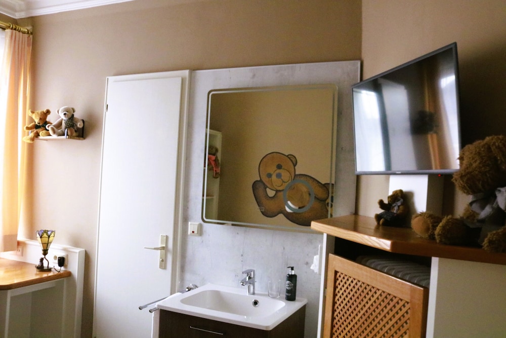 Teddybarenhotel & Restaurant Peterhof 49/50