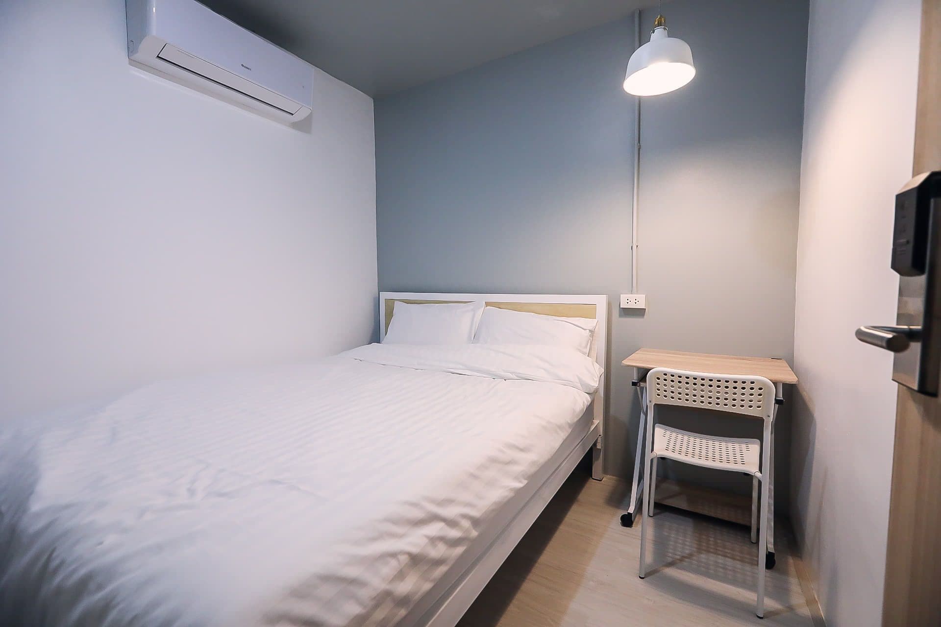 STANDARD, DOUBLE BED