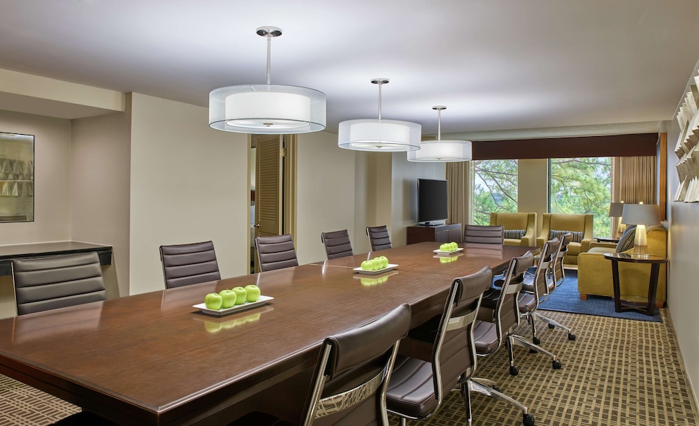 DoubleTree by Hilton Houston Intercontinental Airport 48/54