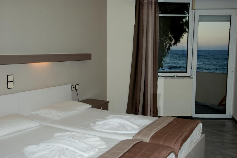 Seafalios Apartments 6/40