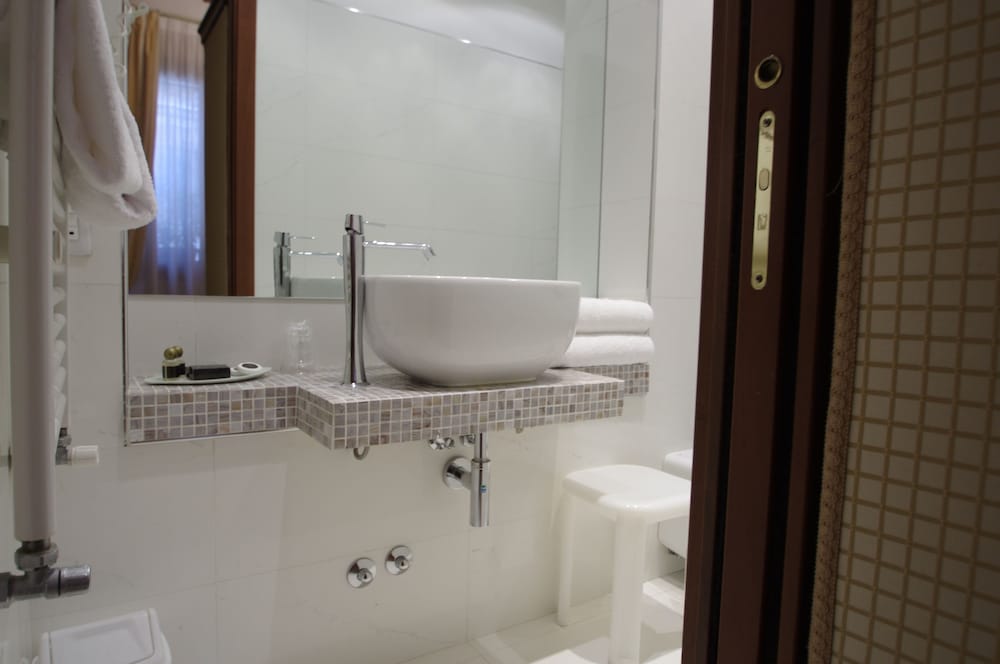 Hotel Paganelli Venice 48/49