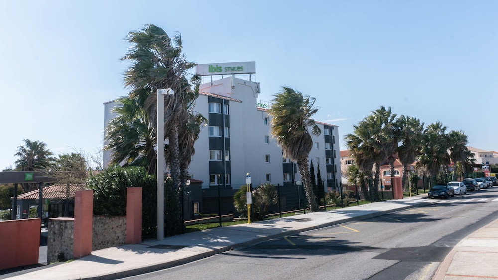 Ibis Styles Perpignan Canet-En-Roussillon 38/50