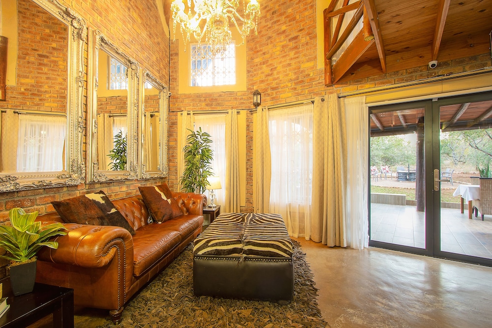 Imbube Safari Lodge 30/50