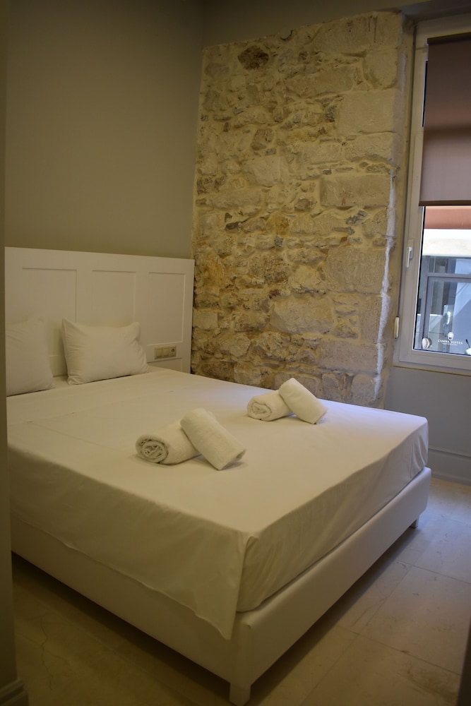 Candia Suites And Rooms 10/49