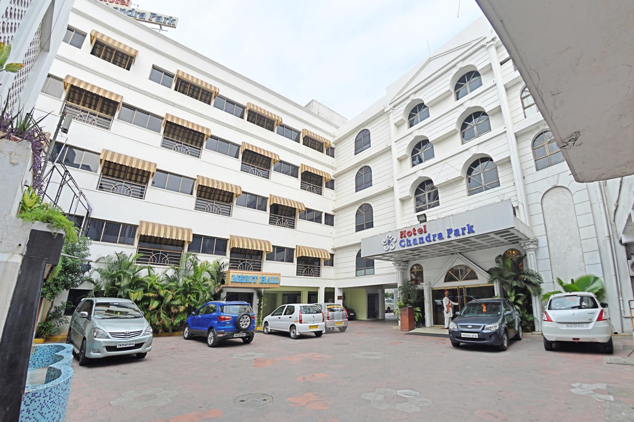 HOTEL CHANDRA PARK 37/42