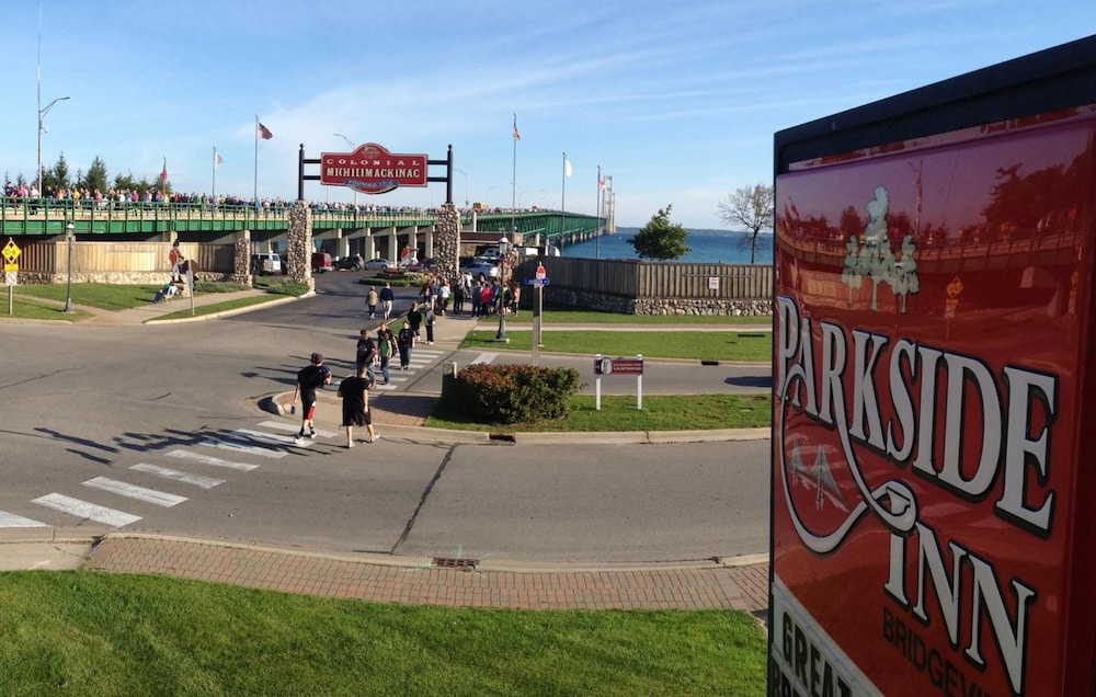 Parkside Inn Bridgeview 48/59