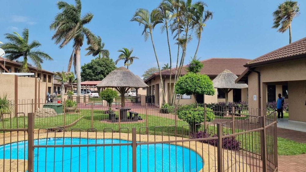 Gecko Inn Guest House 45/50