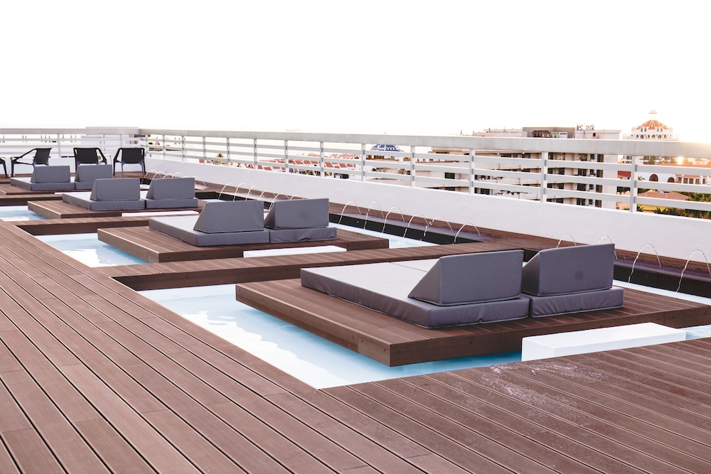 Coral Suites & Spa - Adults Only 4/64