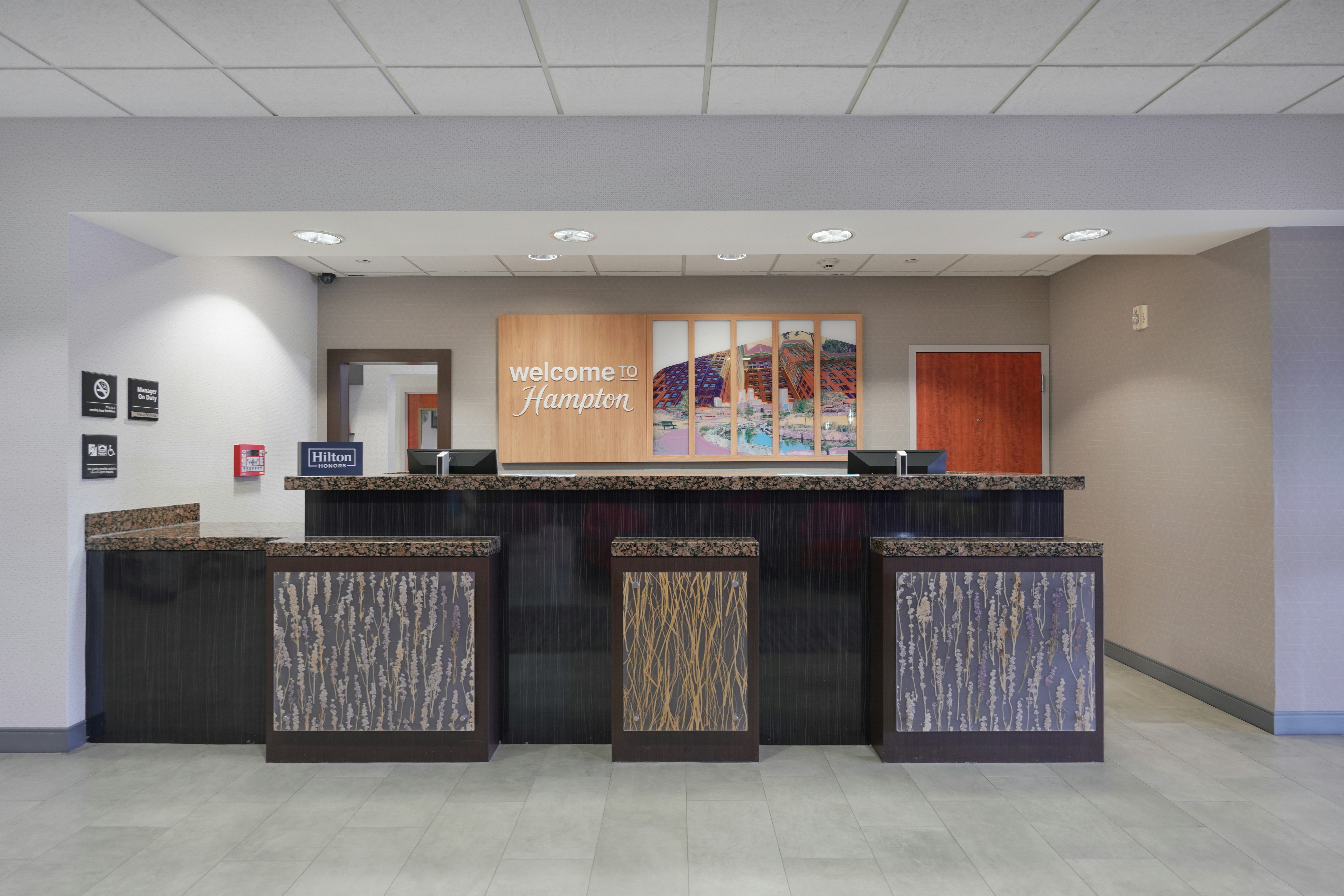 Hampton Inn and Suites Tulsa Hills 3/37