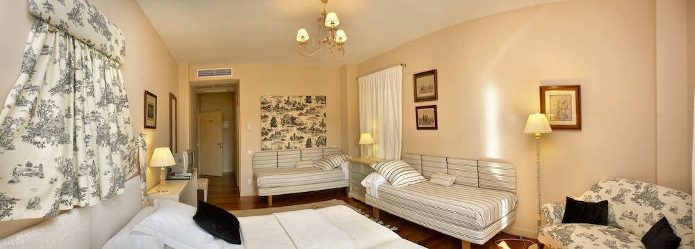 Rusticae Hotel Santa Coloma Del Camino 4/33