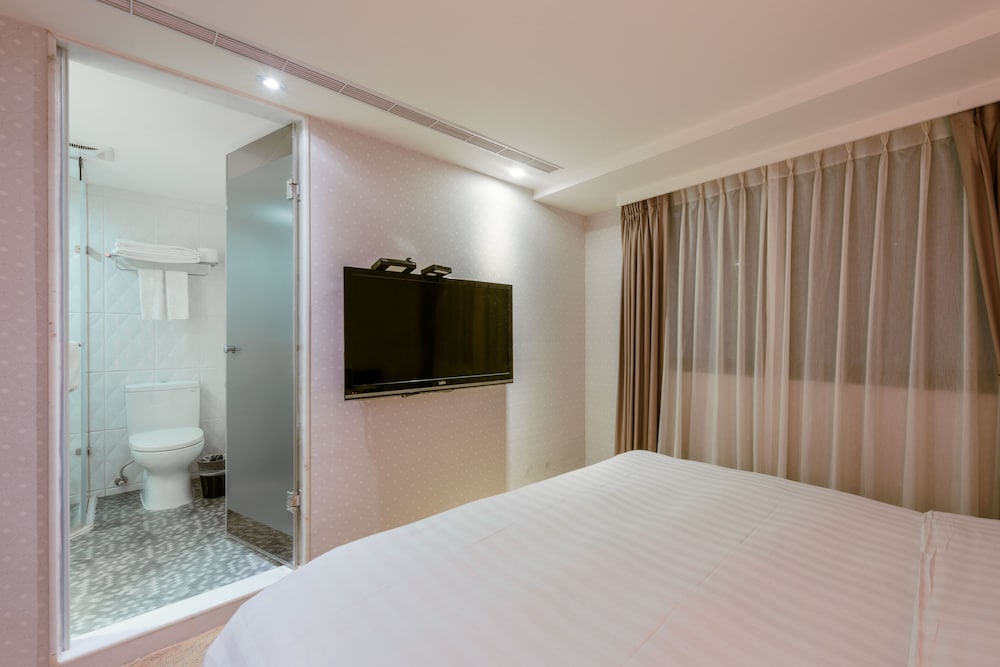 Rf Hotel 54/74