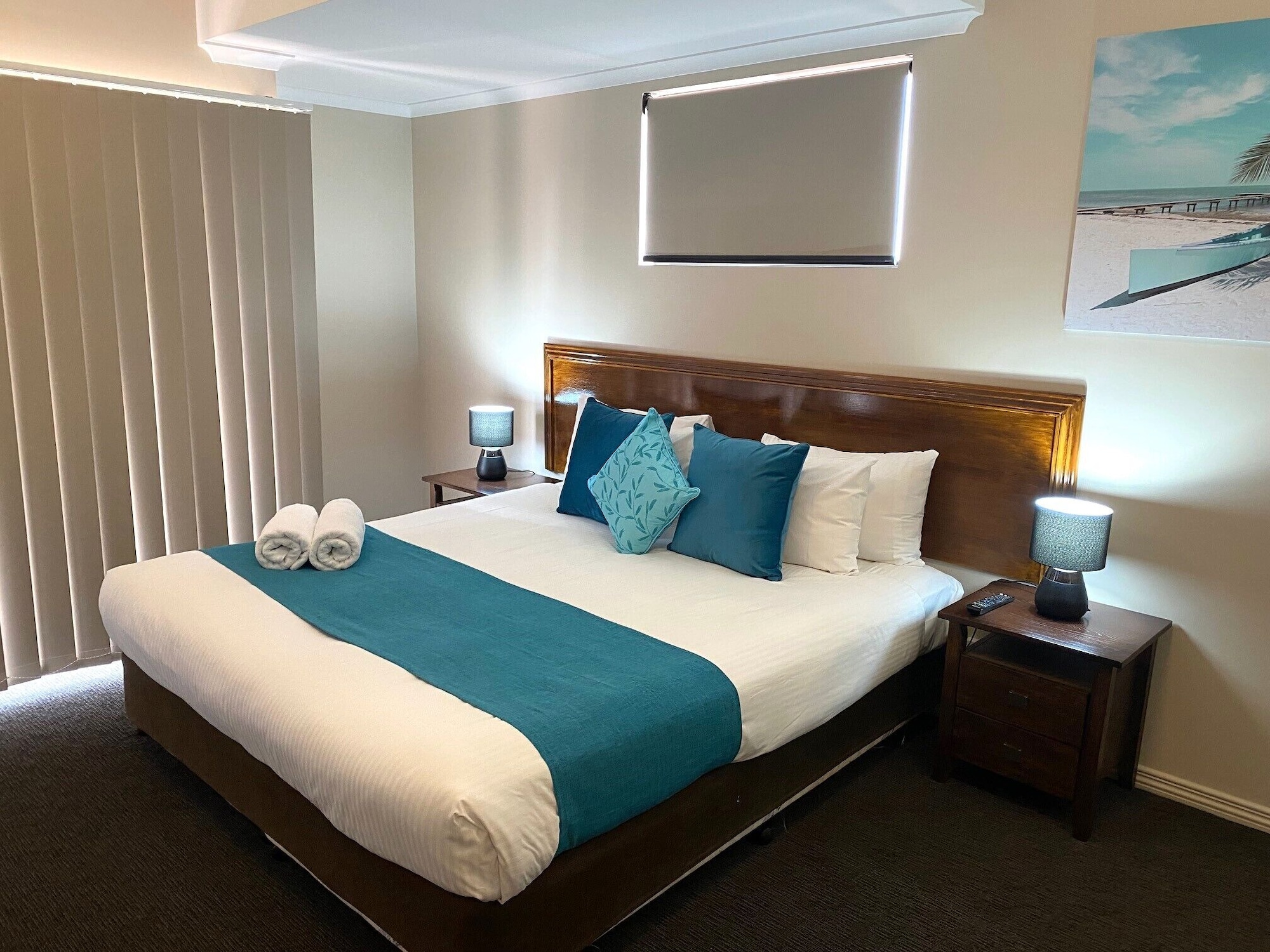 3 BEDROOMS, EXECUTIVE, APARTMENT