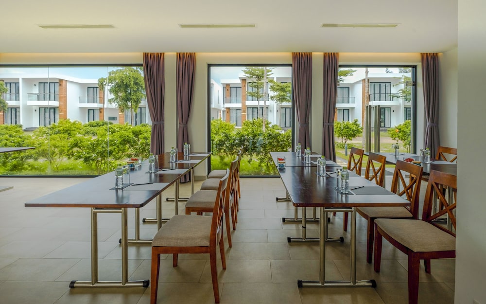 Saint Simeon Resort And Spa 58/70