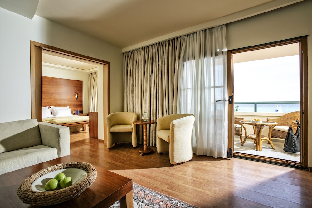 Possidi Holidays Resort And Suites 26/32