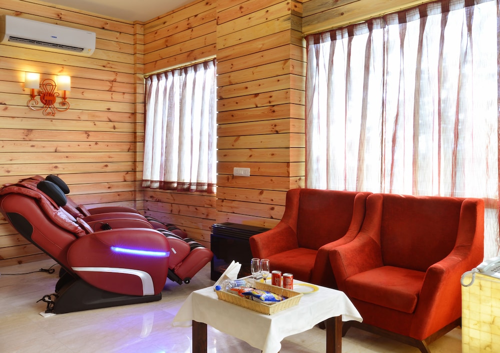 Honeymoon Inn 28/53