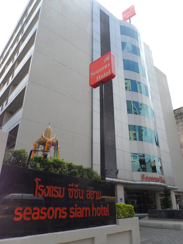Seasons Siam Hotel 53/55