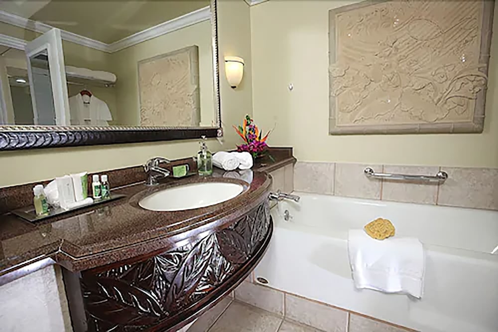 Deluxe, 2 Double Beds, Ocean Front