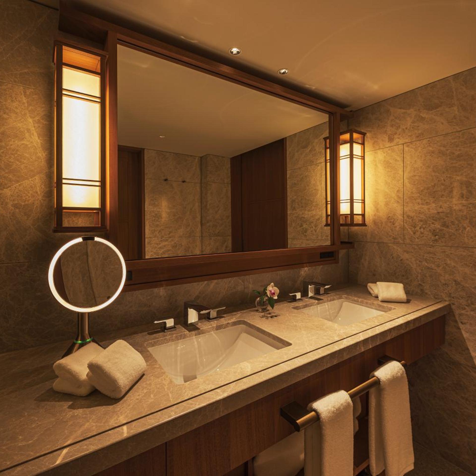 Imperial Hotel, Kyoto 48/49