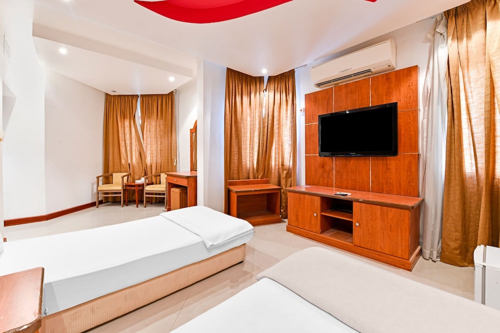 OYO 118 Revira Hotel 42/61