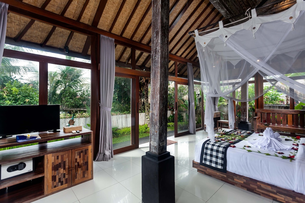 PANORAMIC, CABIN