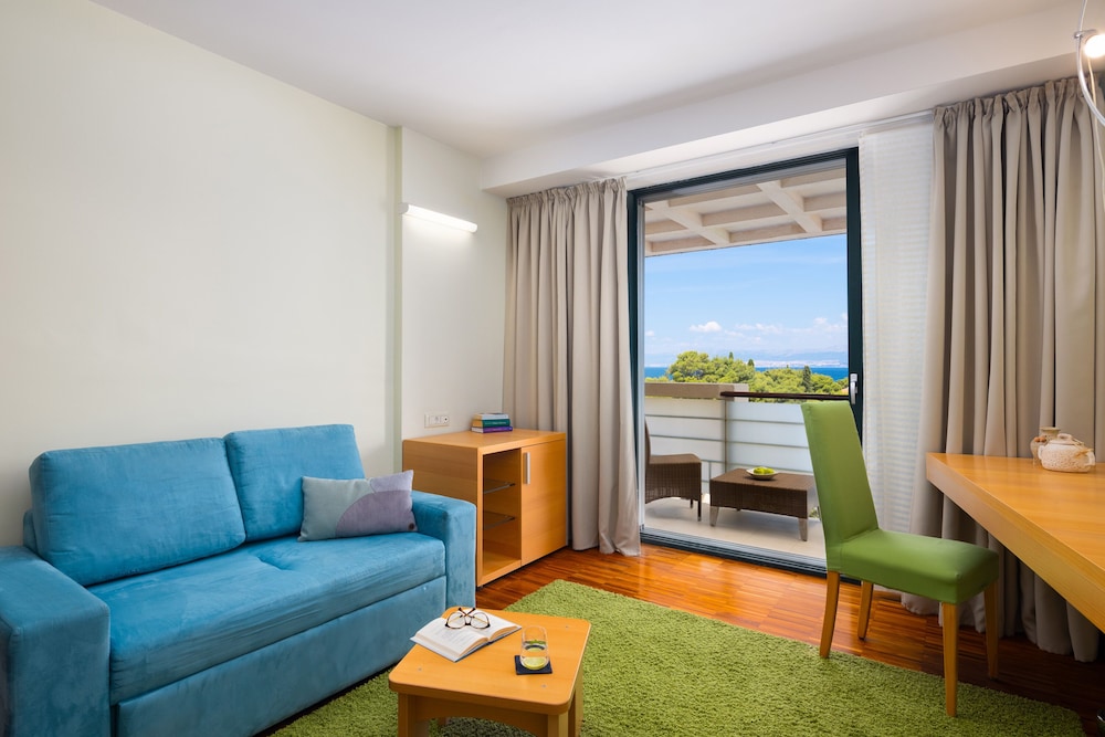 Aminess Vival Velaris Resort 72/90