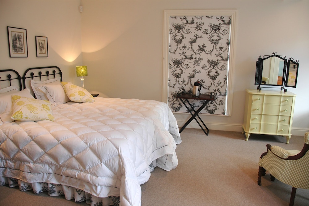 St. Aidan's Guest Cottage 4/19