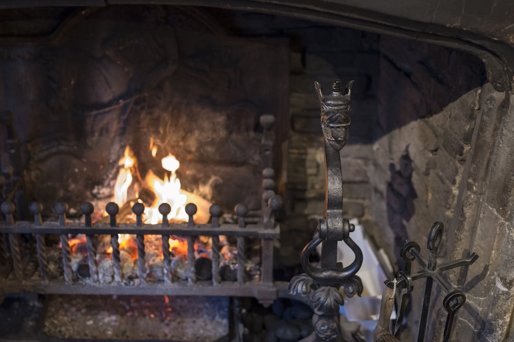 The Ostrich Inn 44/50