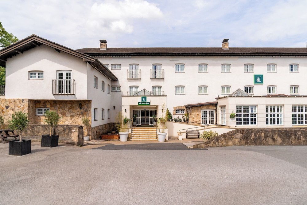 Airport Inn Manchester Hotel and Spa 4/71