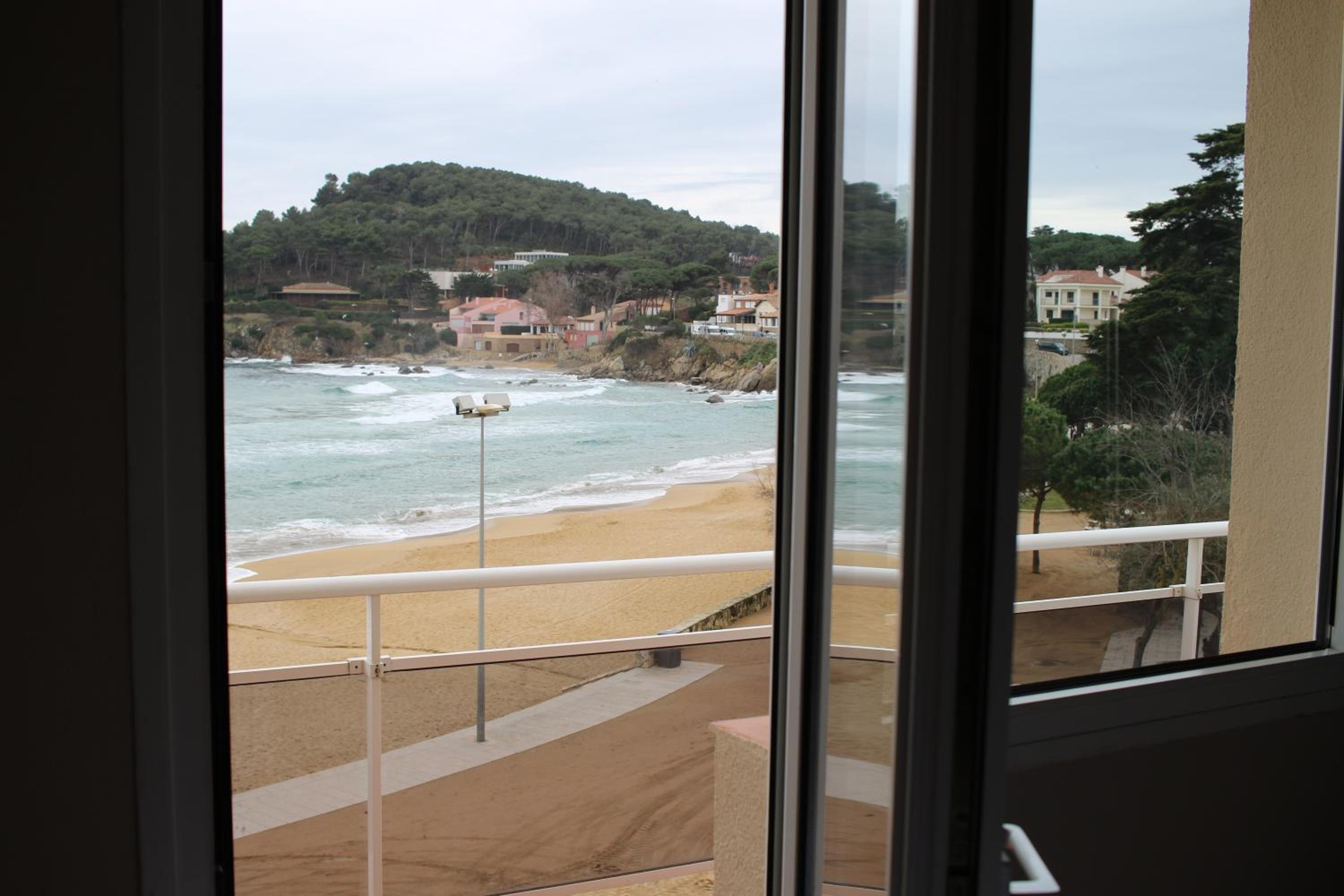 HOSTAL LA FOSCA 44/66