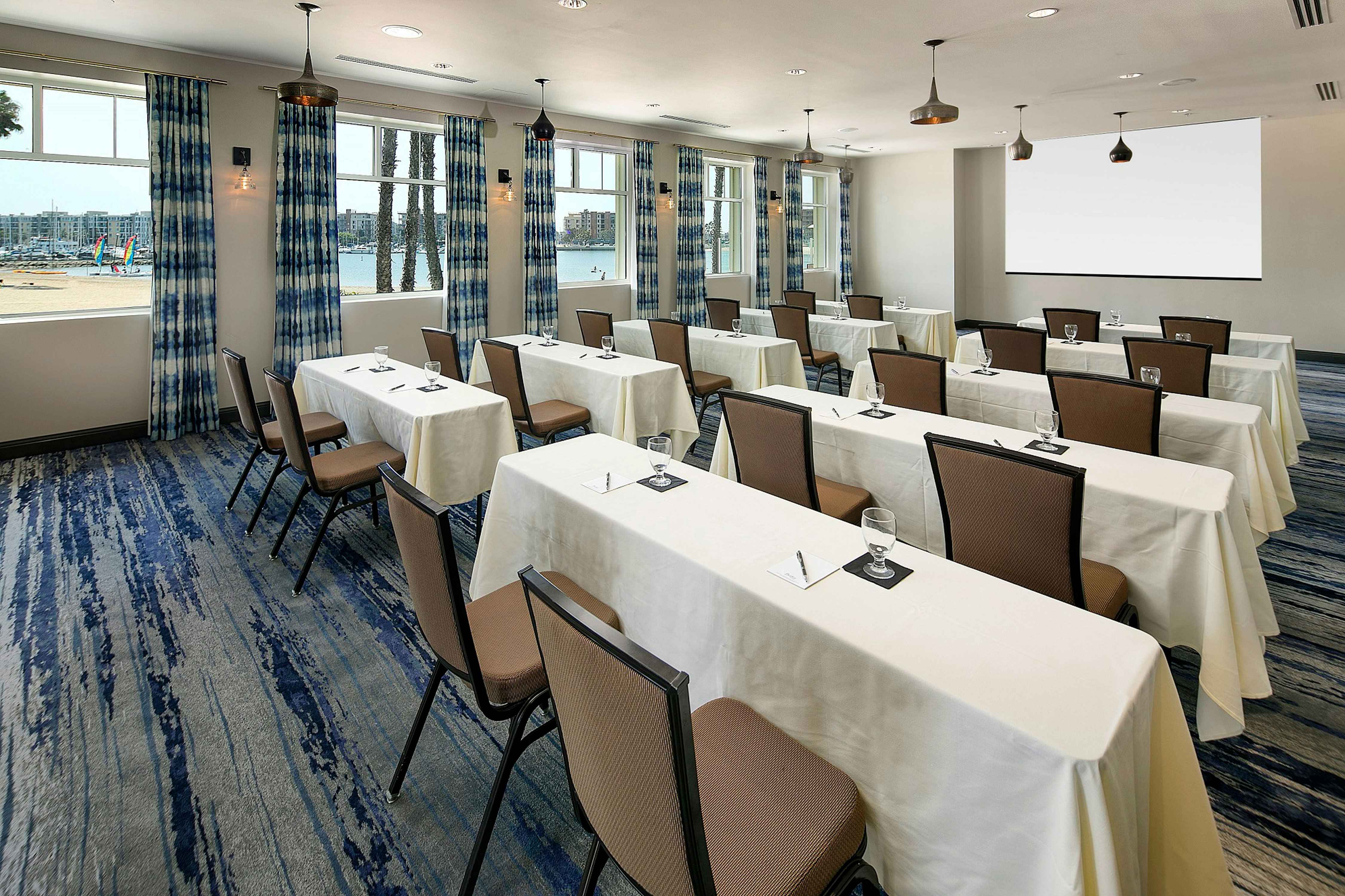 Jamaica Bay Inn Marina Del Rey, Tapestry Collection by Hilton 66/76