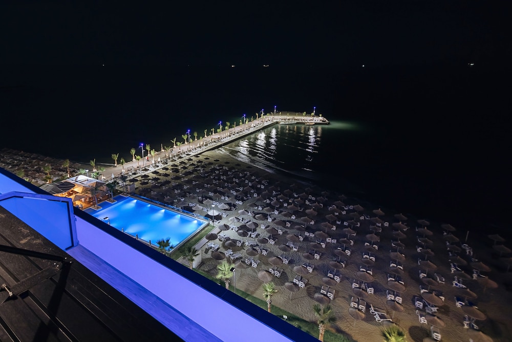Brilliant Hotel & SPA Golem 3/43