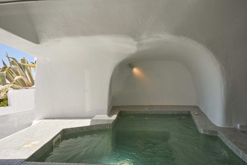 Diamond Luxury Suites 21/50