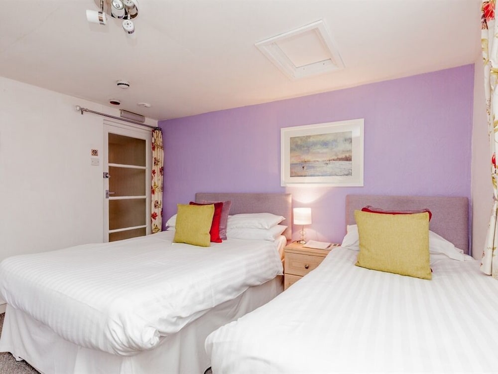 The Priory Burford Bed And Breakfast 13/59