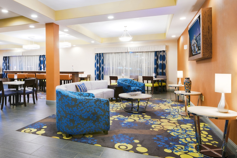 Holiday Inn Express Hotel And Suites Monahans I 20 35/49