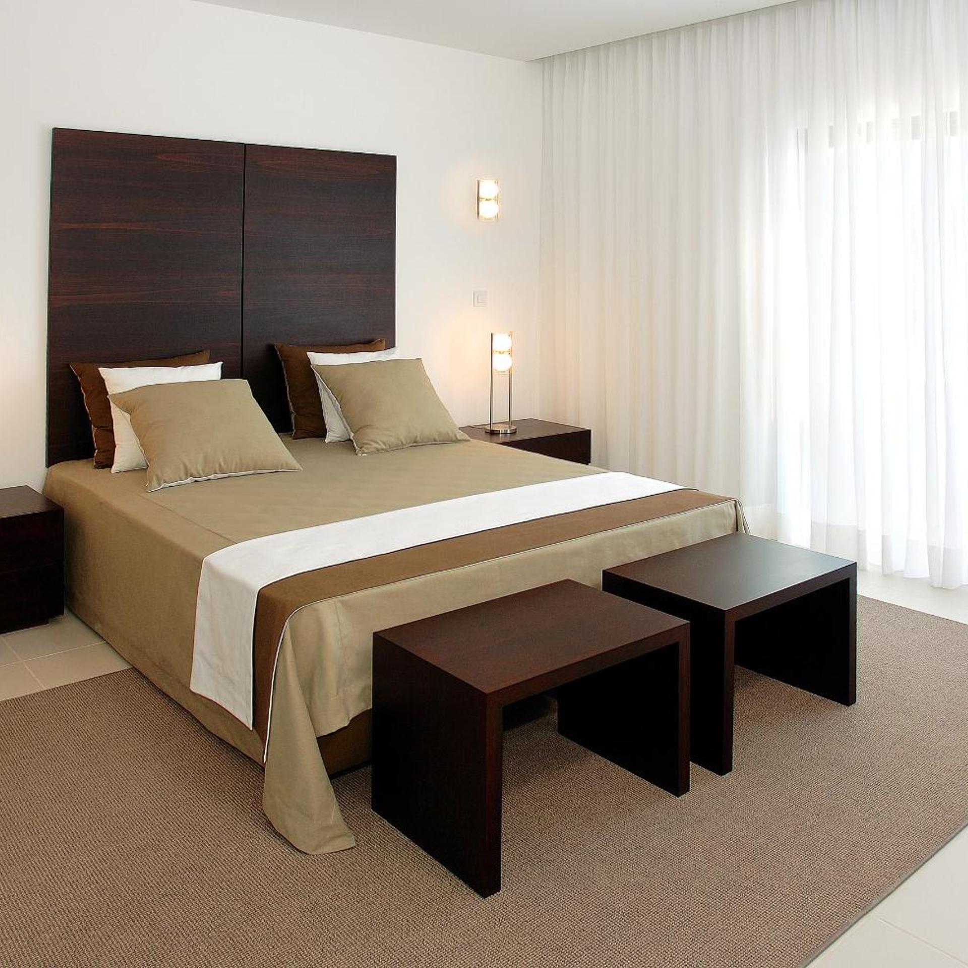 2 Bedrooms, Town House, Balcony