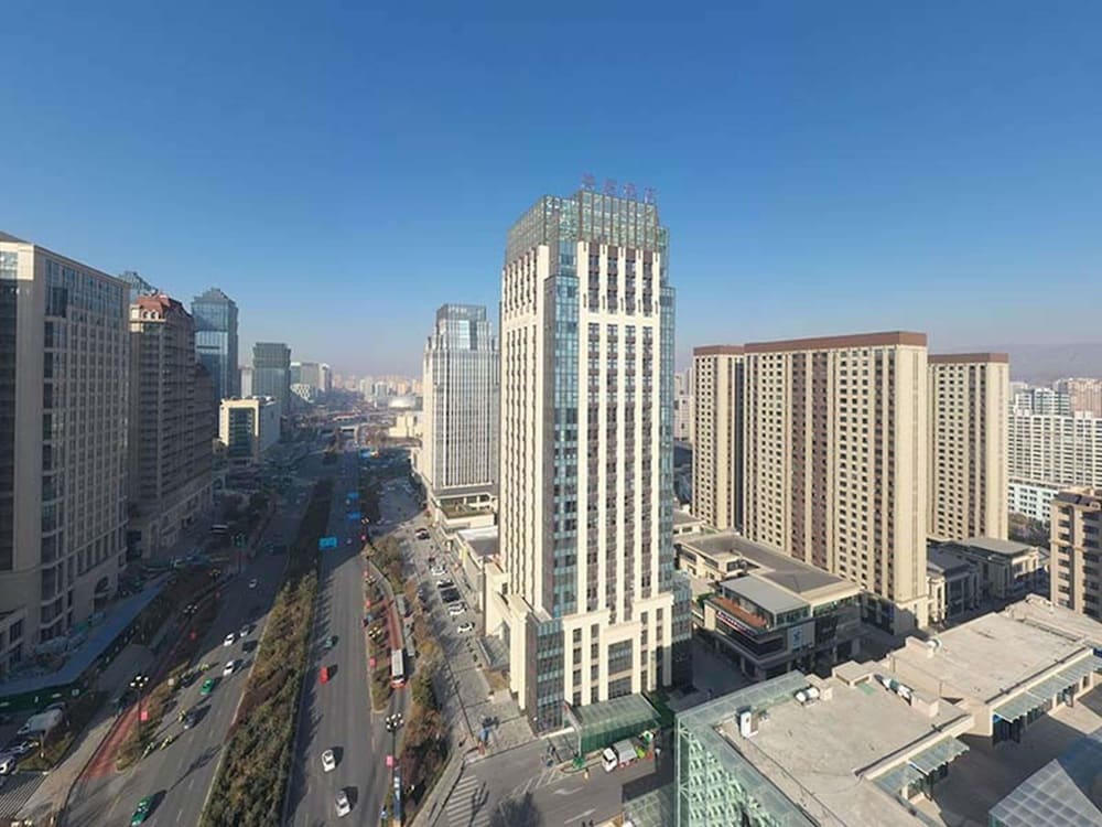 Mercure Xining Haihu CBD 43/50