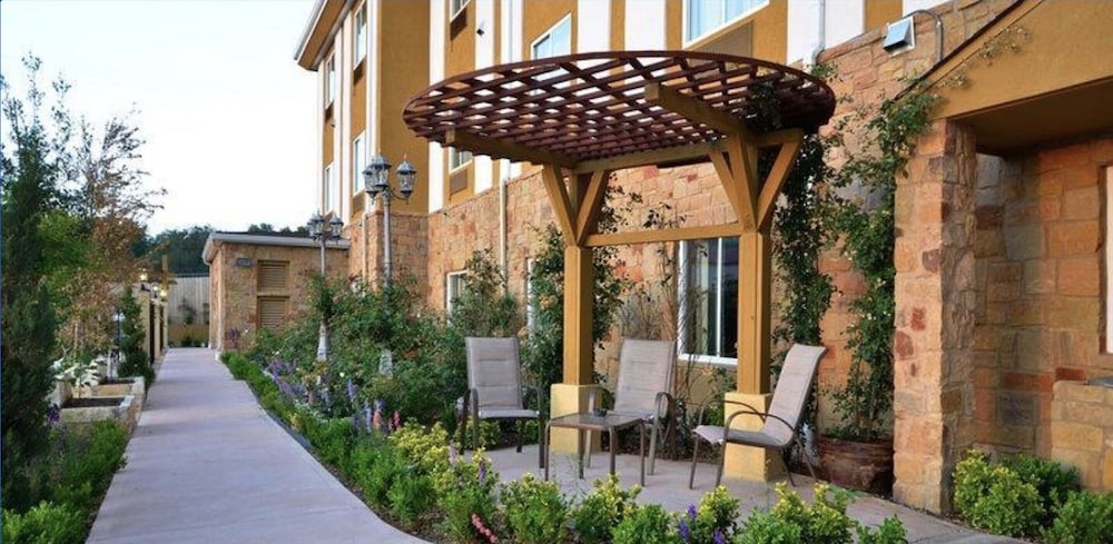 Blanco River Hotel Ex Blanco Luxury Inn Suites 6/59
