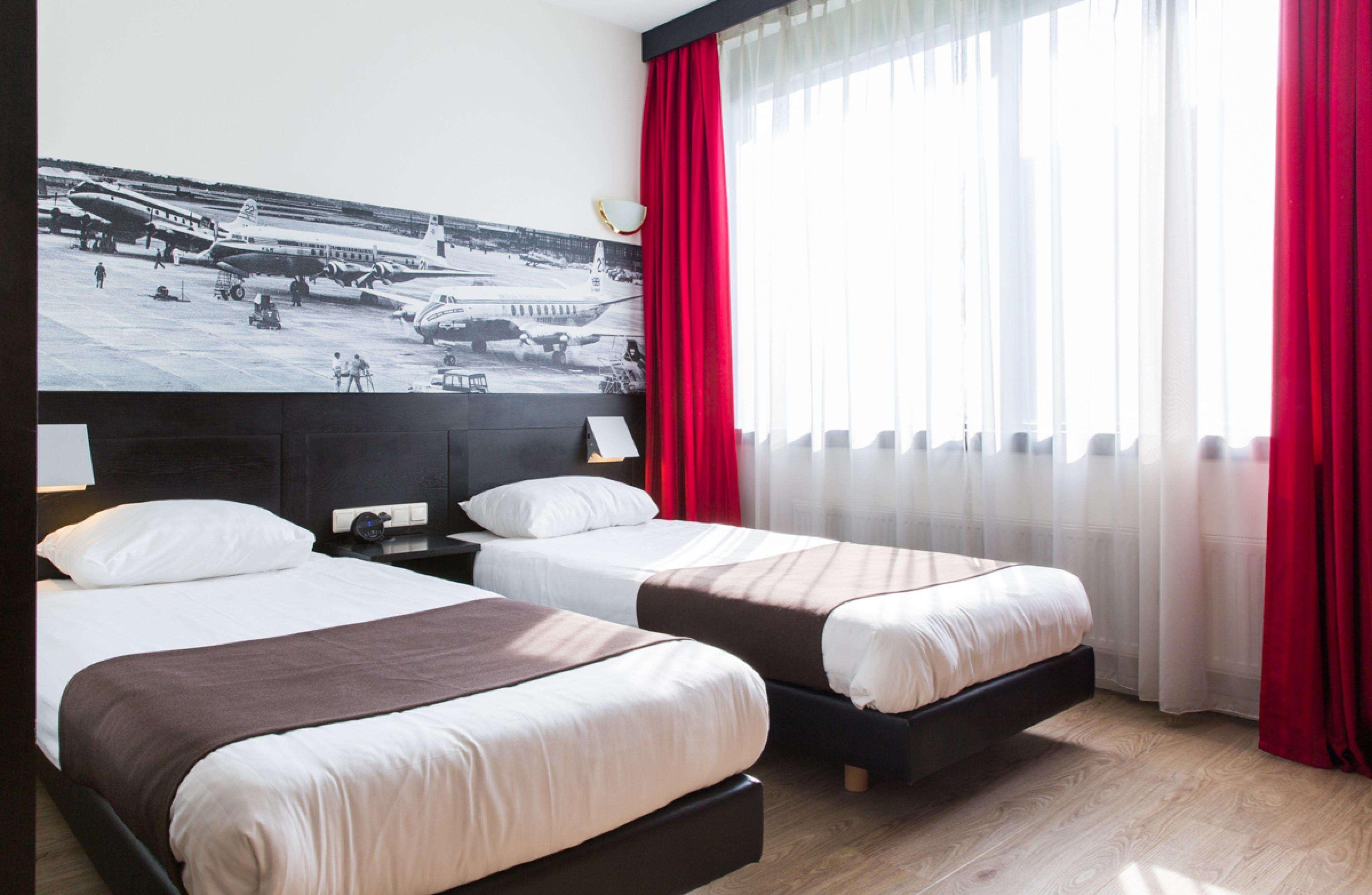 Quality, Deluxe, Twin Beds