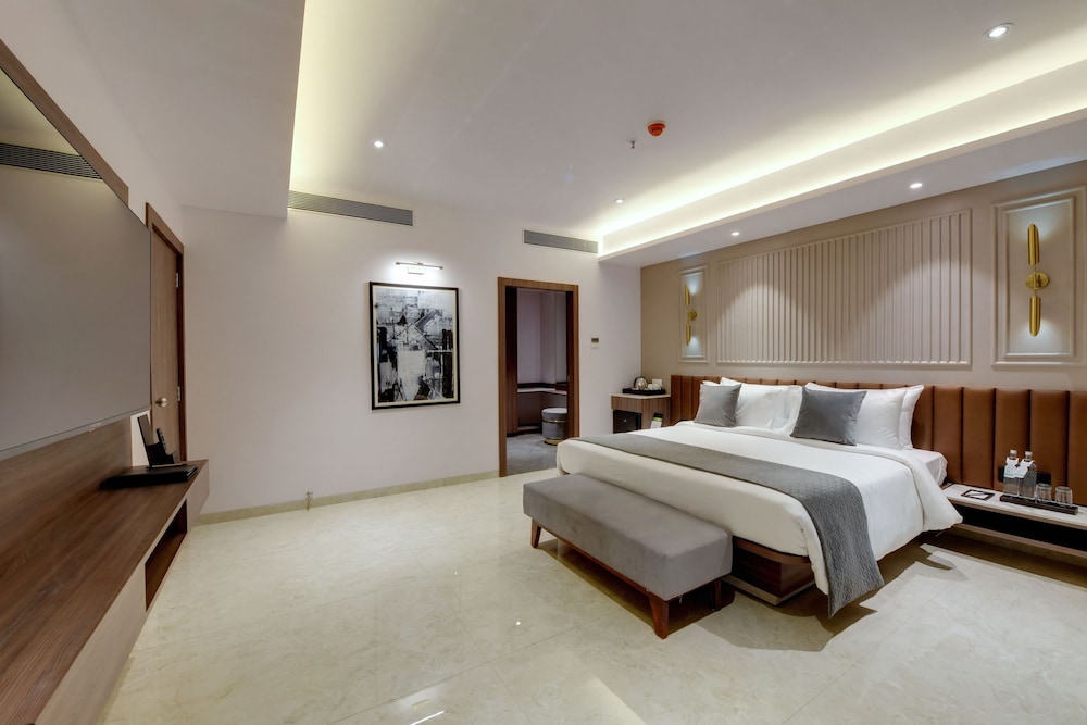 The Fern Residency, Bhiwandi-Pimplas 24/60
