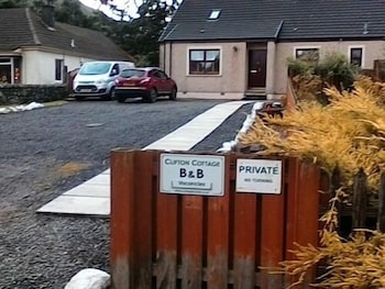 Clifton Cottage 12/57