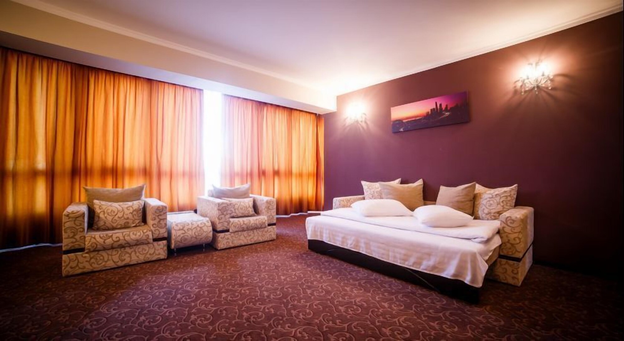 جناح ديلوكس بسرير كينج مع أريكة، Hotel Ozana 1/2